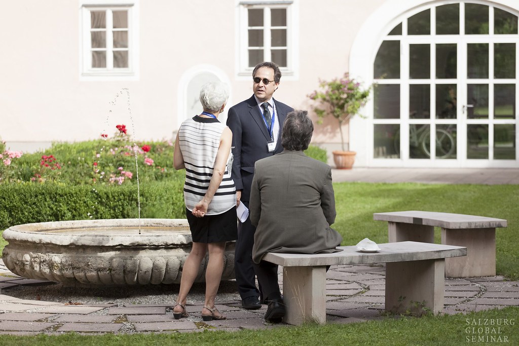 उत्तर प्रदेश में बढ़ते राजनीतिक तनाव का विश्लेषण