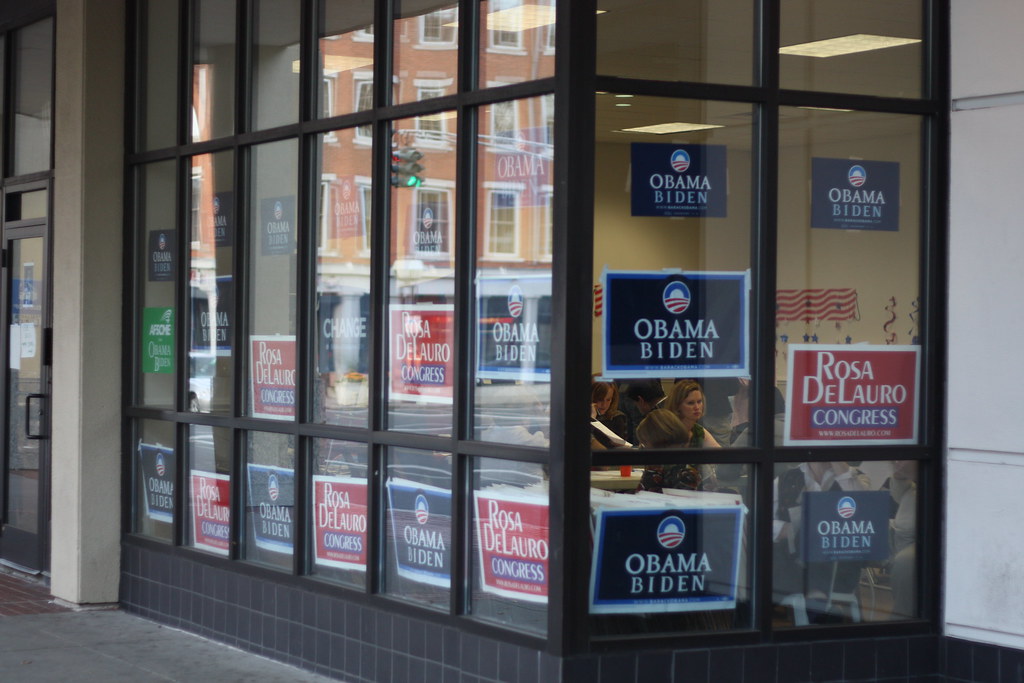 उत्तर प्रदेश में राजनीतिक परिदृश्य: चुनावी समर की तैयारी